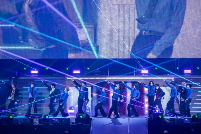 SUPER★DRAGON with 原因は自分にある。「EBiDAN THE LIVE CRUISE 2024」(C)米山三郎/ウチダアキヤ