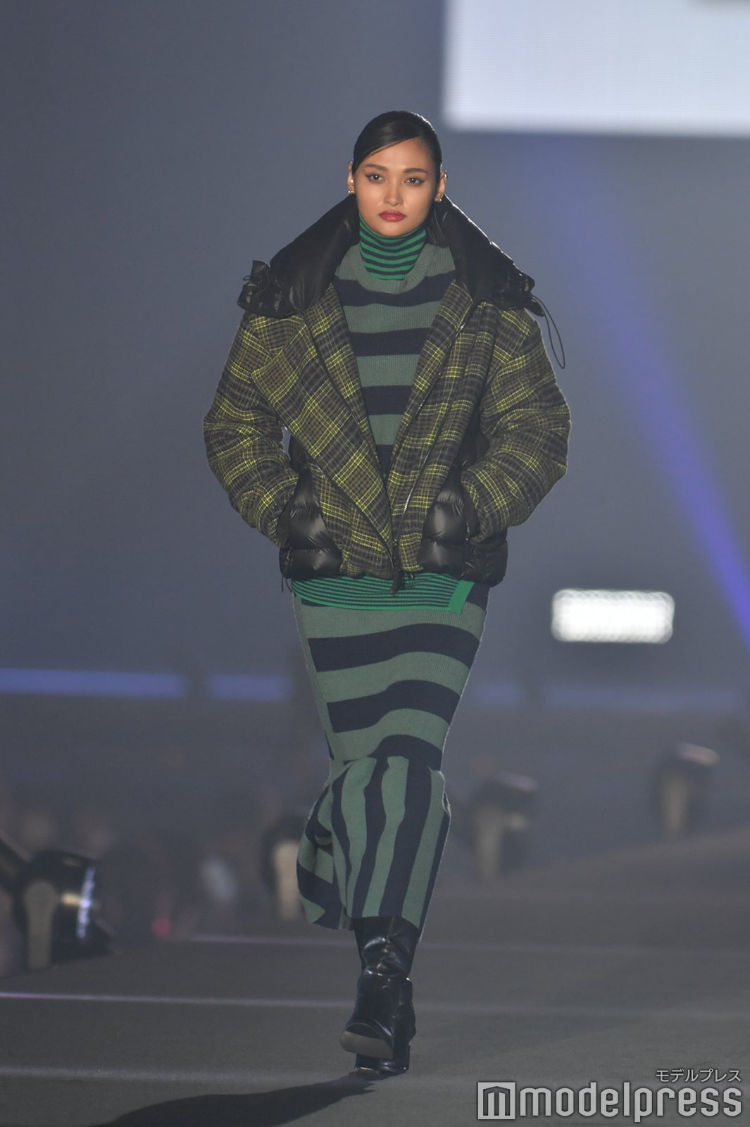 （C）モデルプレス