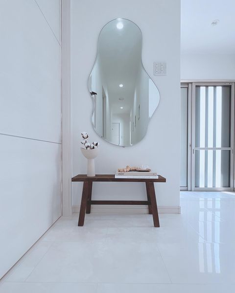 風水的におすすめの玄関の壁紙まとめ インテリアとしてもおしゃれな例をご紹介 モデルプレス