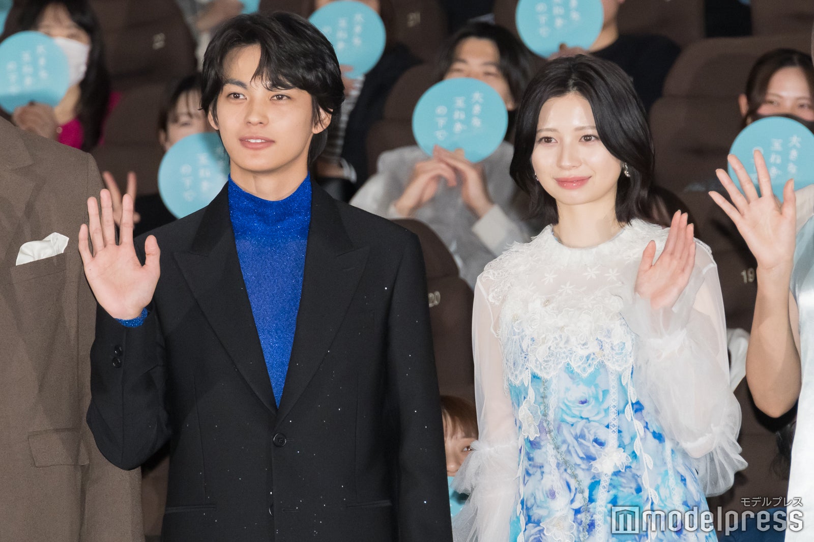 神尾楓珠、桜田ひより（C）モデルプレス