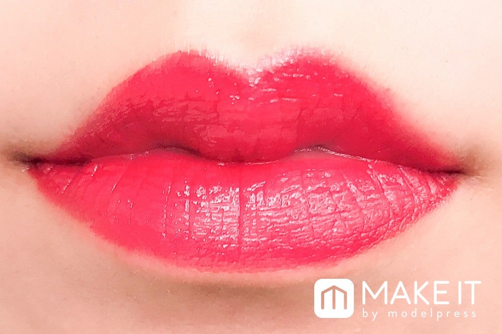 ヴィセ アヴァン／リップスティック001 THE RED＋017 LAGOON (C)メイクイット