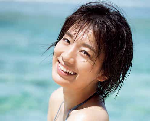 佐藤美希、海外ロケで圧倒的美ボディ披露