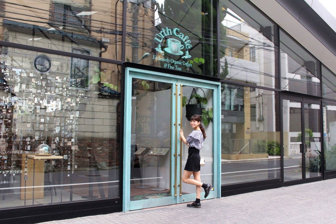 Urth caffe 表参道 外観