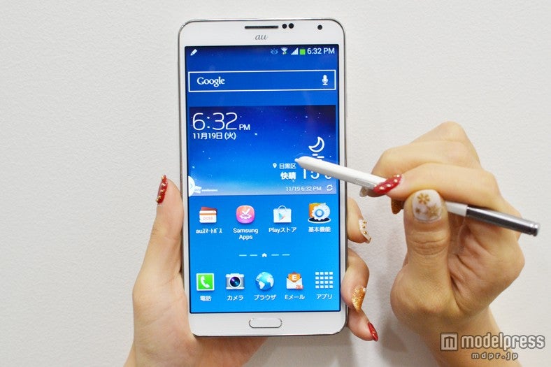 「GALAXY Note3」／どんなファッションにもマッチするホワイト