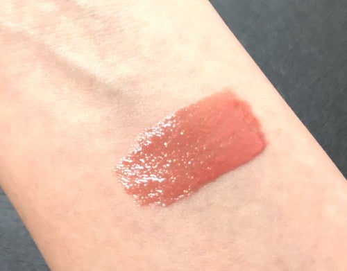 LIP38℃ Nude Coral 002 スウォッチ