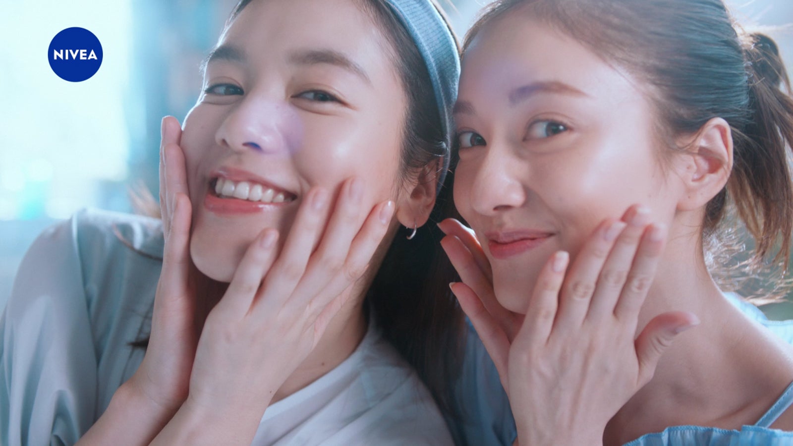 谷まりあ＆筧美和子、洗顔後の美肌にドキッ “美の秘訣”明かす