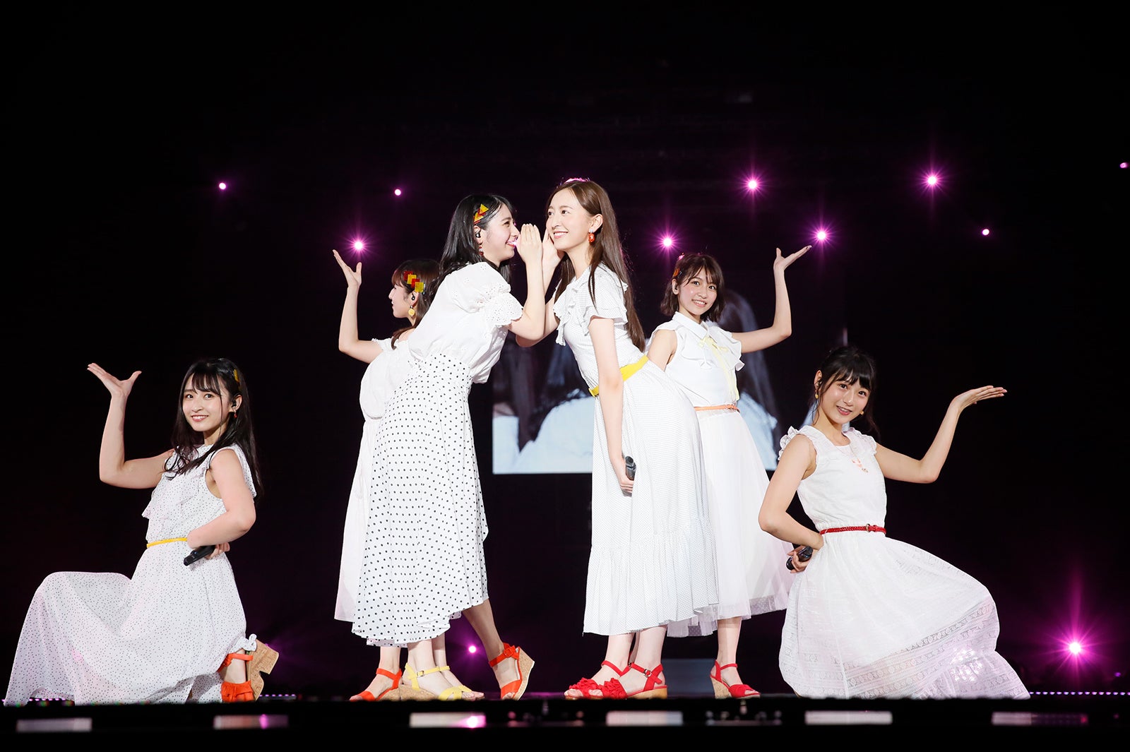 HKT48、活動制限中の朝長美桜・秋吉優花・岩花詩乃も登場 新