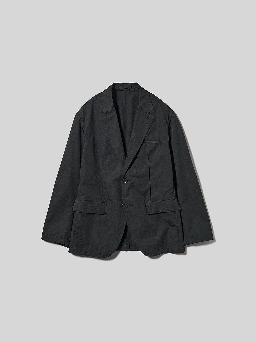 GUのテーラードジャケット