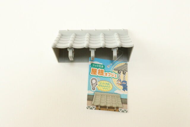 セリア フック付き屋根オブジェ セリアのフック付き屋根オブジェのパッケージ