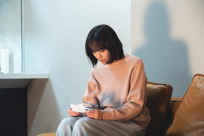 松井愛莉「子宮恋愛」第9話(C)ytv