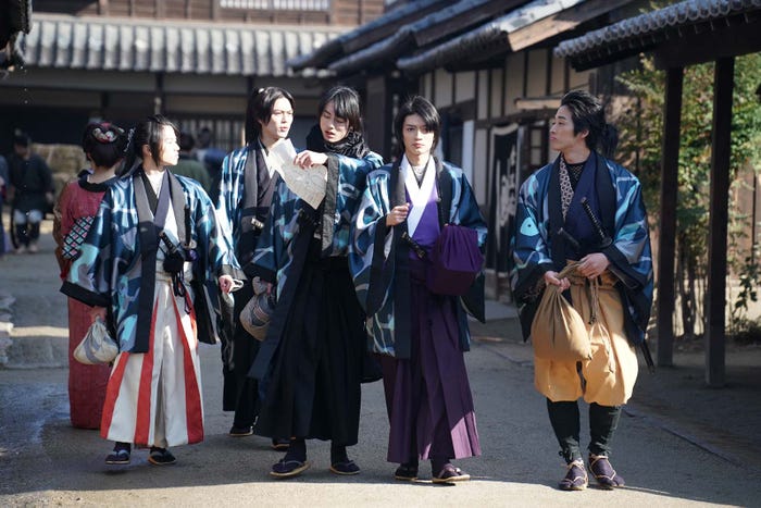 (左から)奥智哉、簡秀吉、前田拳太郎、杢代和人、羽谷勝太「君とゆきて咲く~新選組青春録~」第7話より(C)テレビ朝日