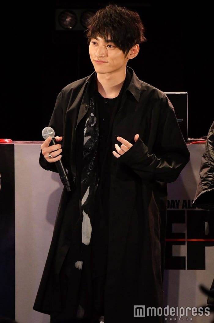 SKY-HI (C)モデルプレス