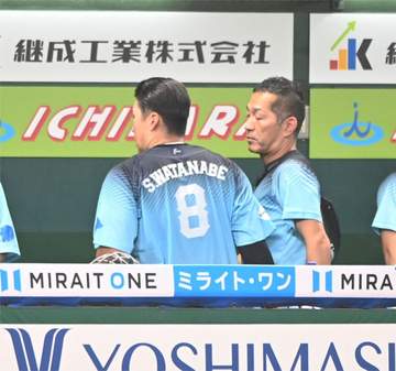 西武・渡部聖弥にアクシデント 二塁へ滑り込んだ際に相手守備のスパイクと左膝が接触 ユニホーム破れる 左眼眼窩底骨折からこの日1軍復帰も