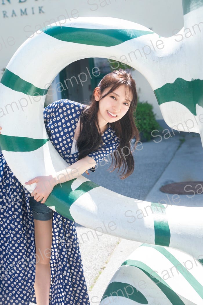 金村美玖 @Loppi・HMV(A5フォトカード10種) 撮影/佐藤佑一
