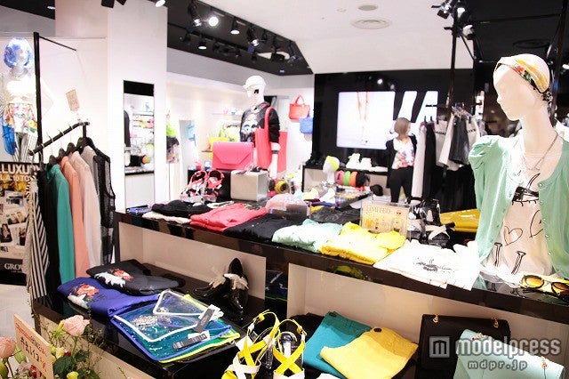 “LA LUXURY“をテーマにしたアイテムが揃う／「GROWZE」ルミネエスト新宿店
