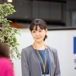 「パーフェクトクライム」トリンドル玲奈に見る、“複数の男を虜にする女”のオフィスカジュアル