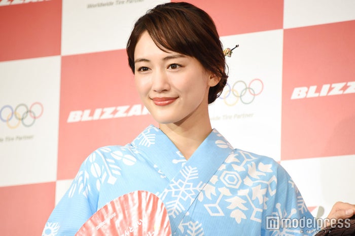 綾瀬はるかの美肌をウエンツ瑛士も絶賛 いっつもキレイ 羨ましい告白も モデルプレス