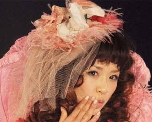 ほしのあき、婚約指輪を公開 13歳の逆年の差婚成立へ