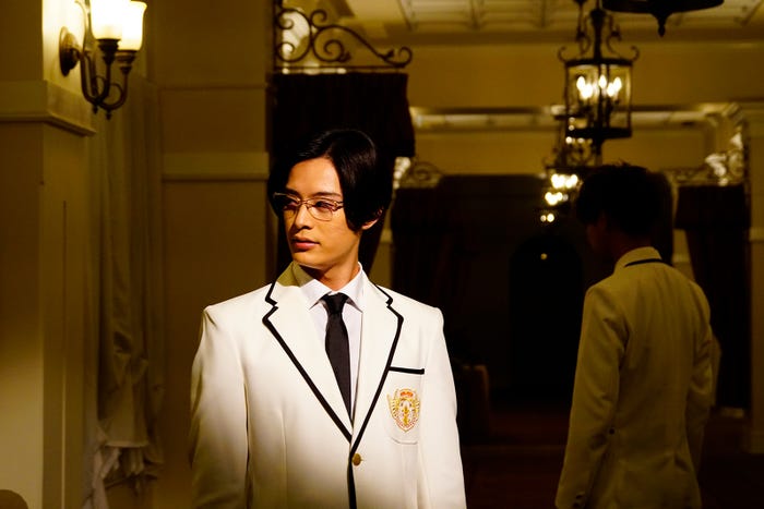 塩野瑛久(C)「PRINCE OF LEGEND」製作委員会(C) HI-AX All Rights Reserved.