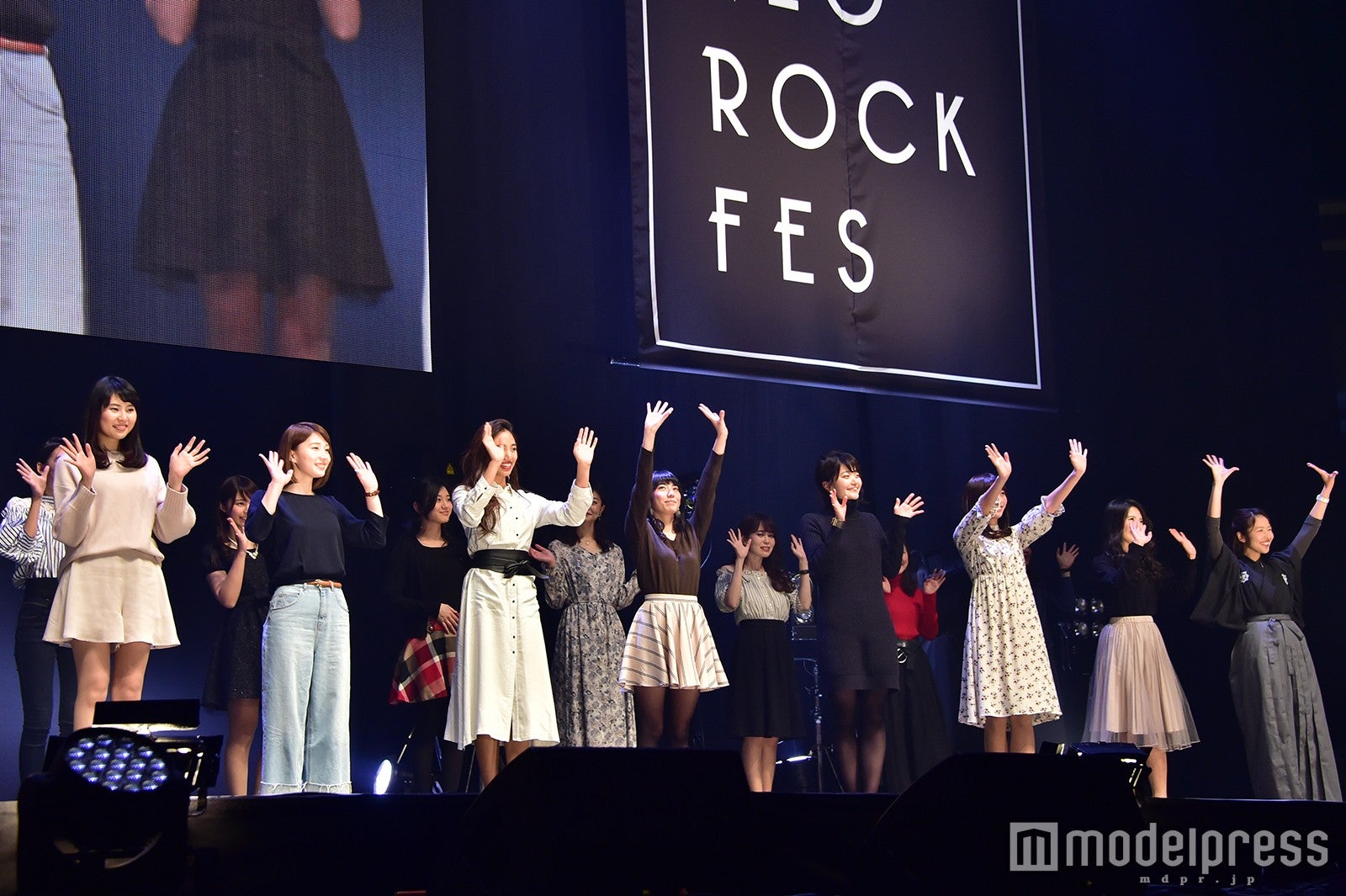 ステージの様子 （C）モデルプレス