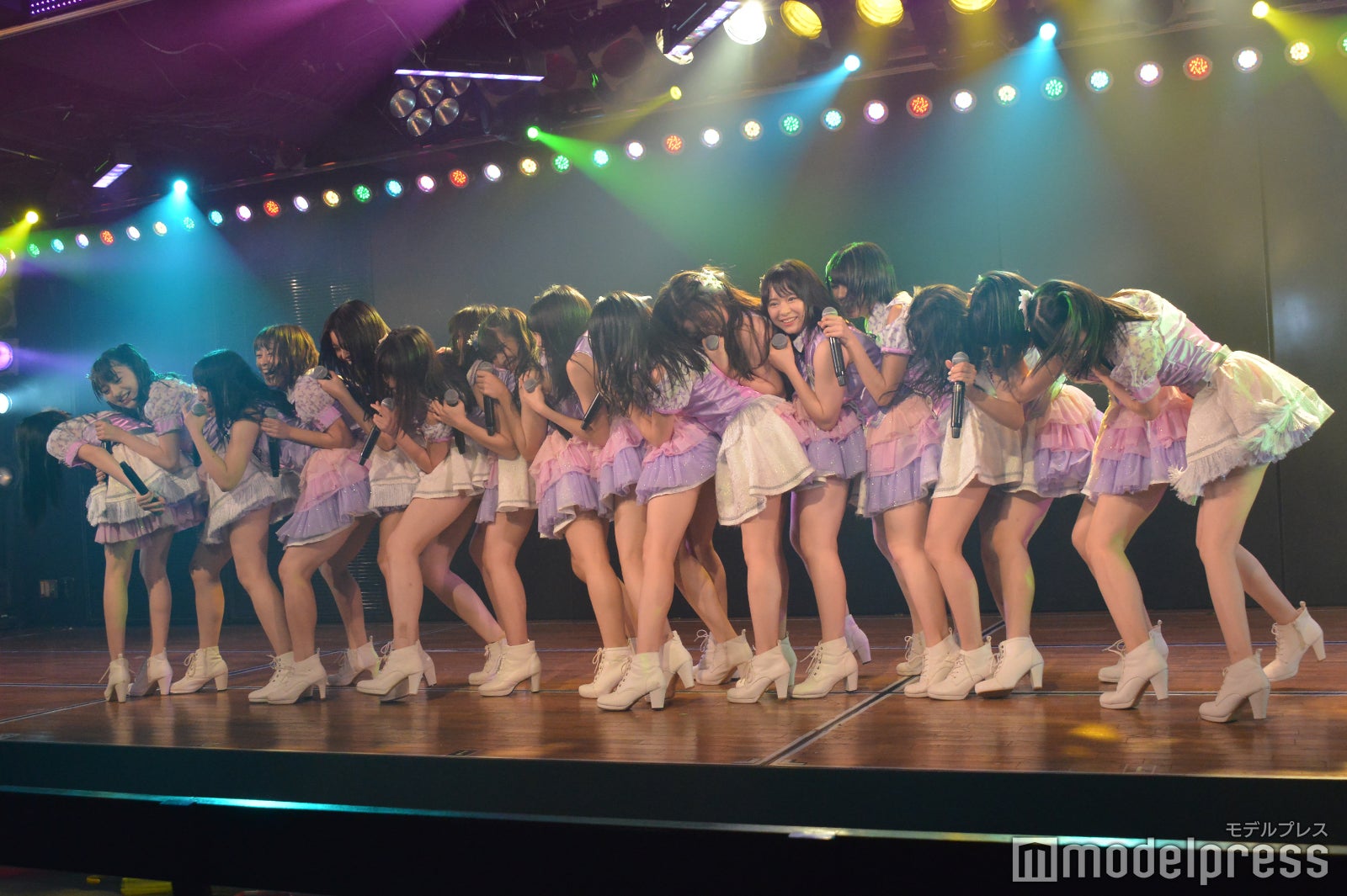 AKB48チーム8／AKB48チーム8「その雫は、未来へと繋がる虹になる。」公演 （C）モデルプレス