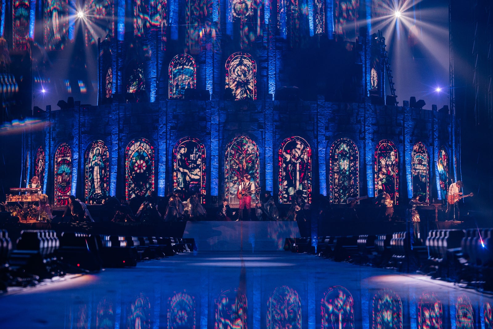 Mrs. GREEN APPLE（C）Jordan Munns