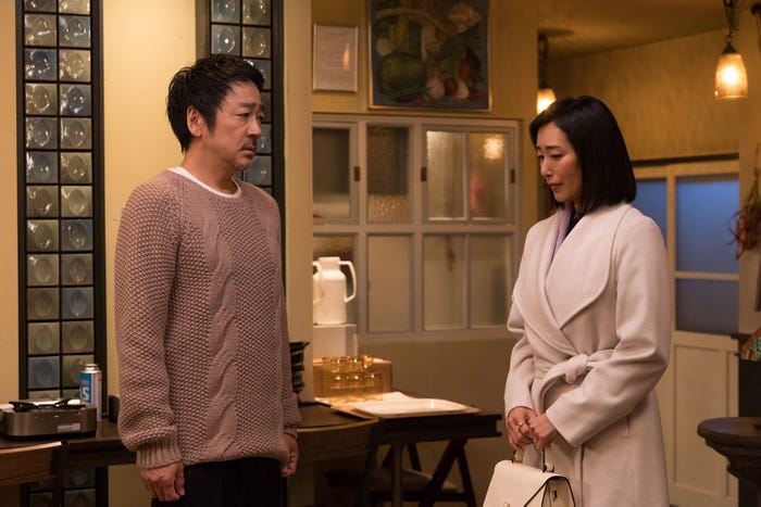 大森南朋、木村多江「厨房のありす」第4話より(C)日本テレビ