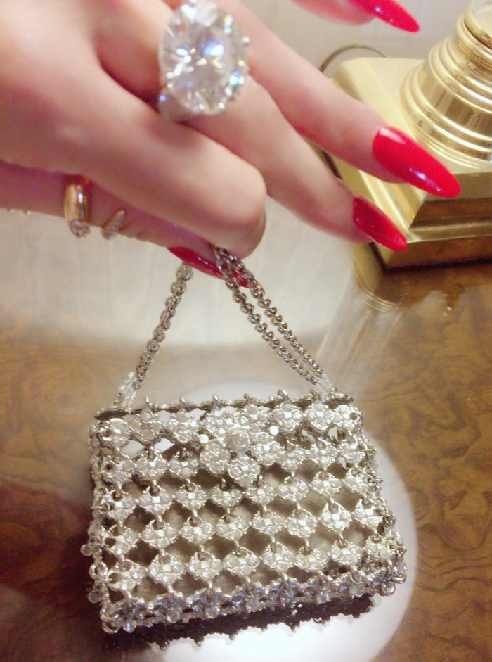 叶姉妹オフィシャルブログ(LINE)より