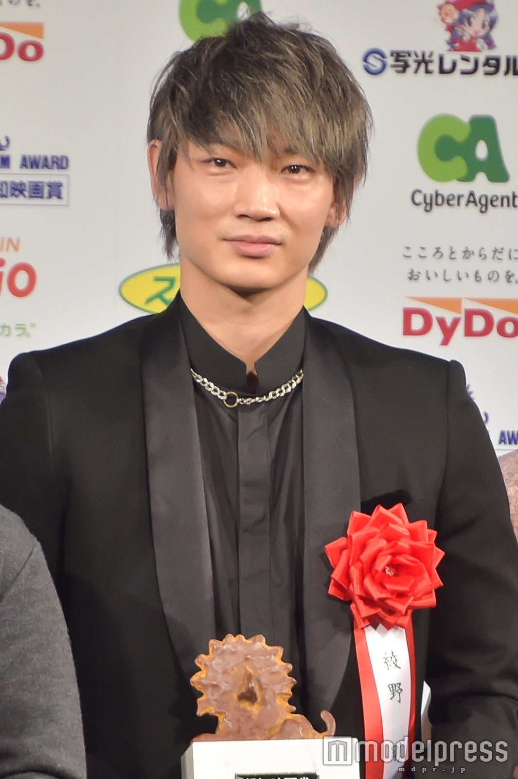 綾野剛（C）モデルプレス