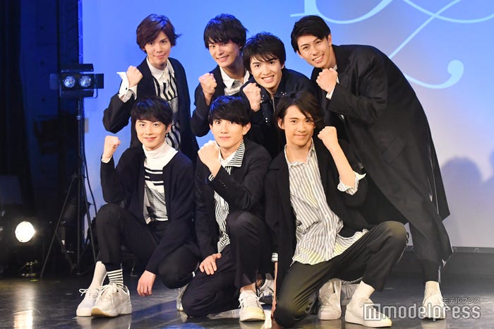 (前列左から)佐藤信長、赤澤遼太郎、前川優希(後列左から)健人、堀田怜央、坂垣怜次、桜庭大翔 (C)モデルプレス