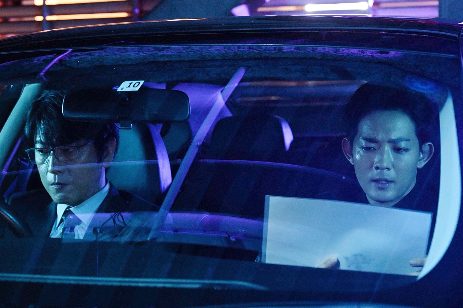 及川光博、竜星涼「潜入兄妹 特殊詐欺特命捜査官」第3話（C）日本テレビ