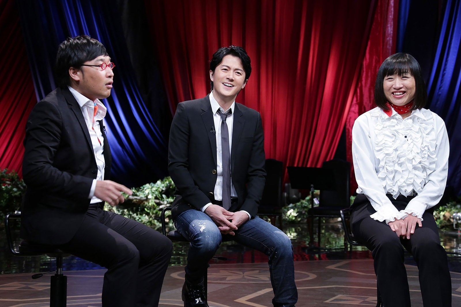 （左から）山里亮太、福山雅治、山崎静代（写真提供：テレビ東京）