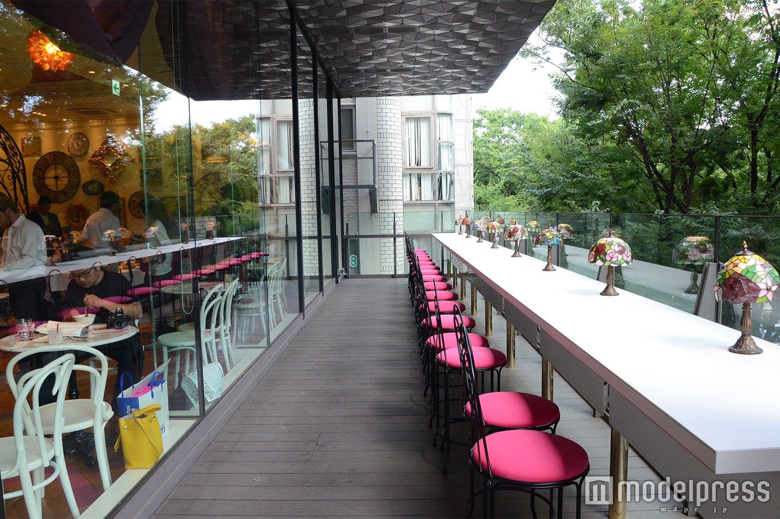 セレンディピティスリー（C）モデルプレス