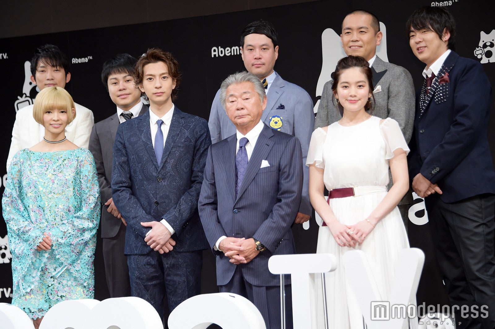 （前列左から）最上もが、三浦翔平、みのもんた、筧美和子、（後列左から）石田明、井上裕介、タカ、トシ、村本大輔