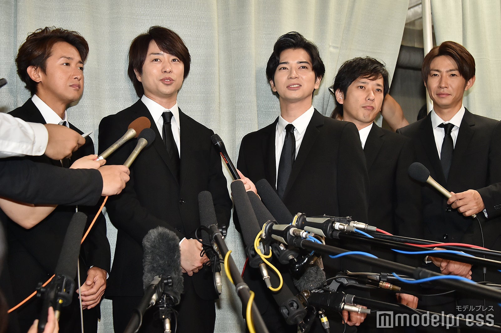 嵐、ジャニーさんお別れの会で思い出語る 相葉雅紀は涙 - モデルプレス