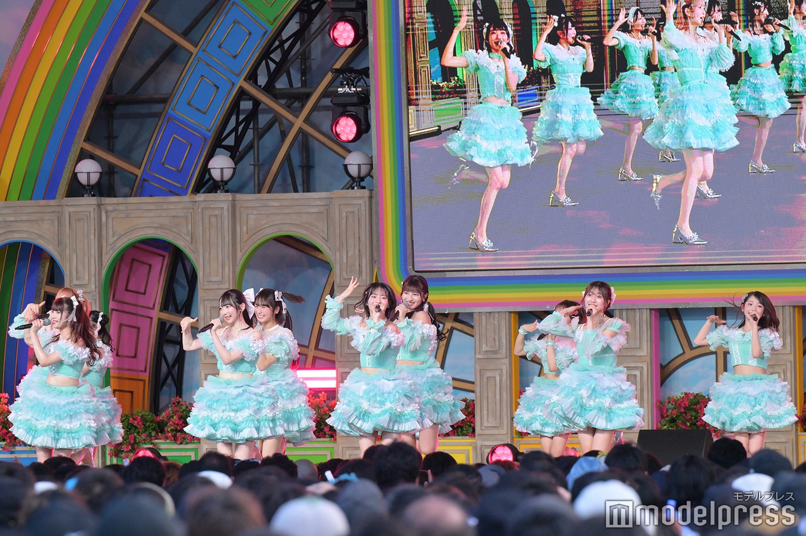 ≠ME（C）モデルプレス