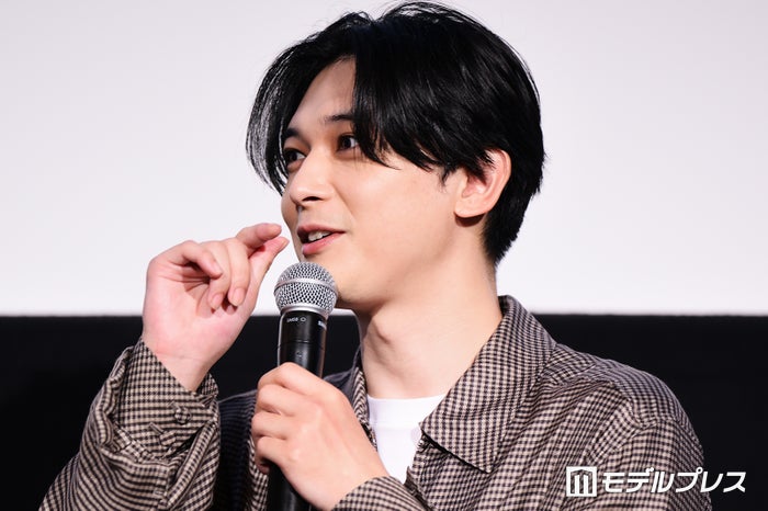 吉沢亮、“知らない世代”の服装＆髪型再現に戸惑い「不安は正直ありました」【ぼくが生きてる、ふたつの世界】