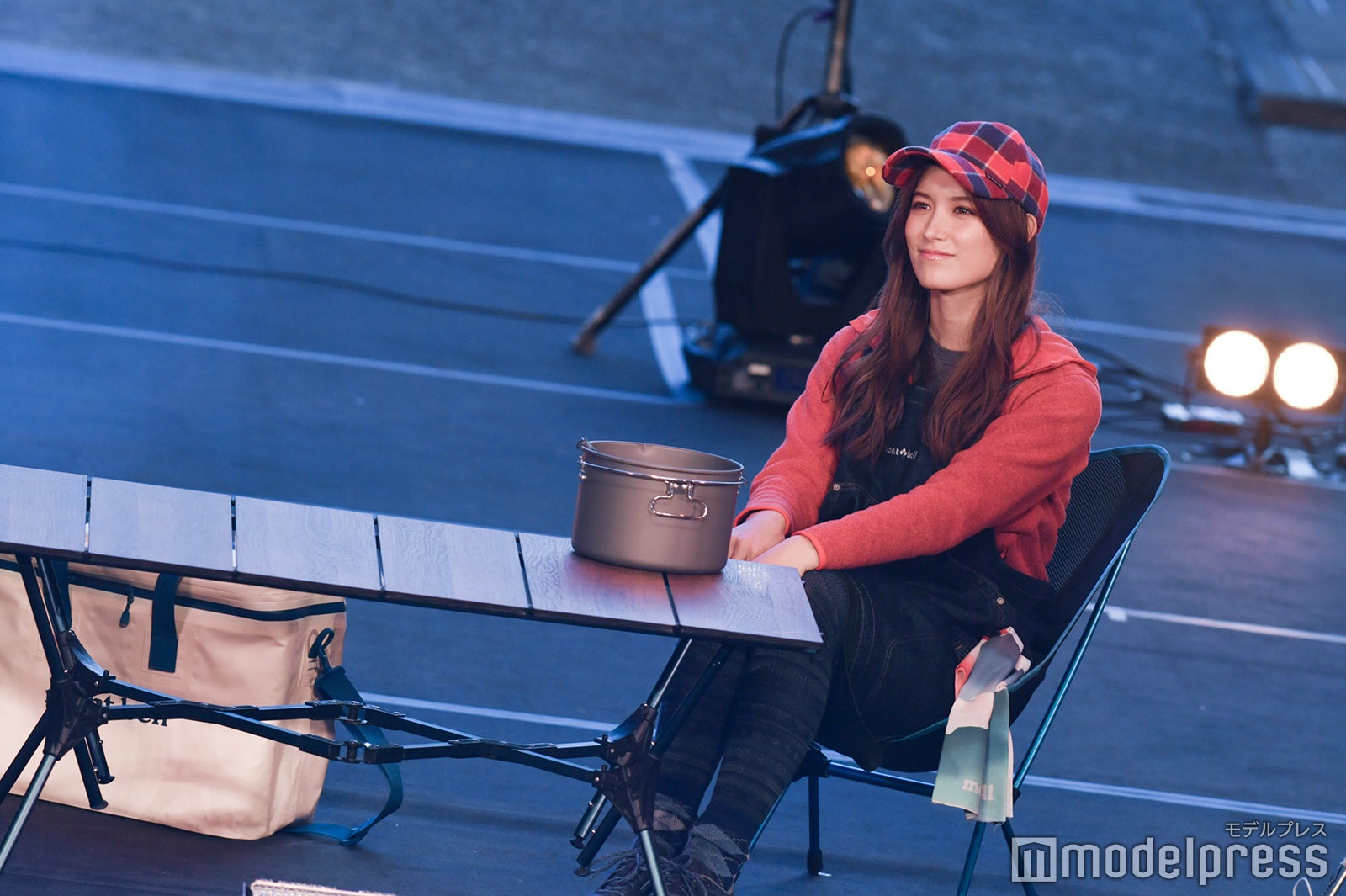 （C）モデルプレス