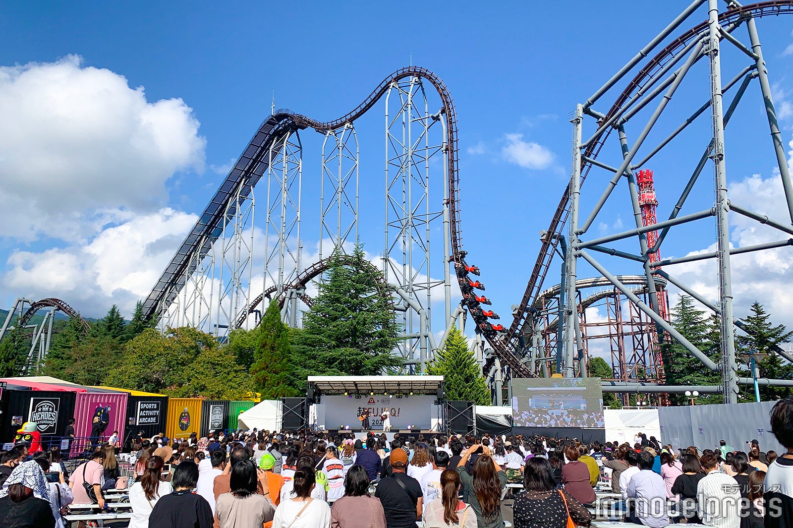 「超 FUJI-Q！2020 ～超十代の秋まつり～」会場の様子 （C）モデルプレス