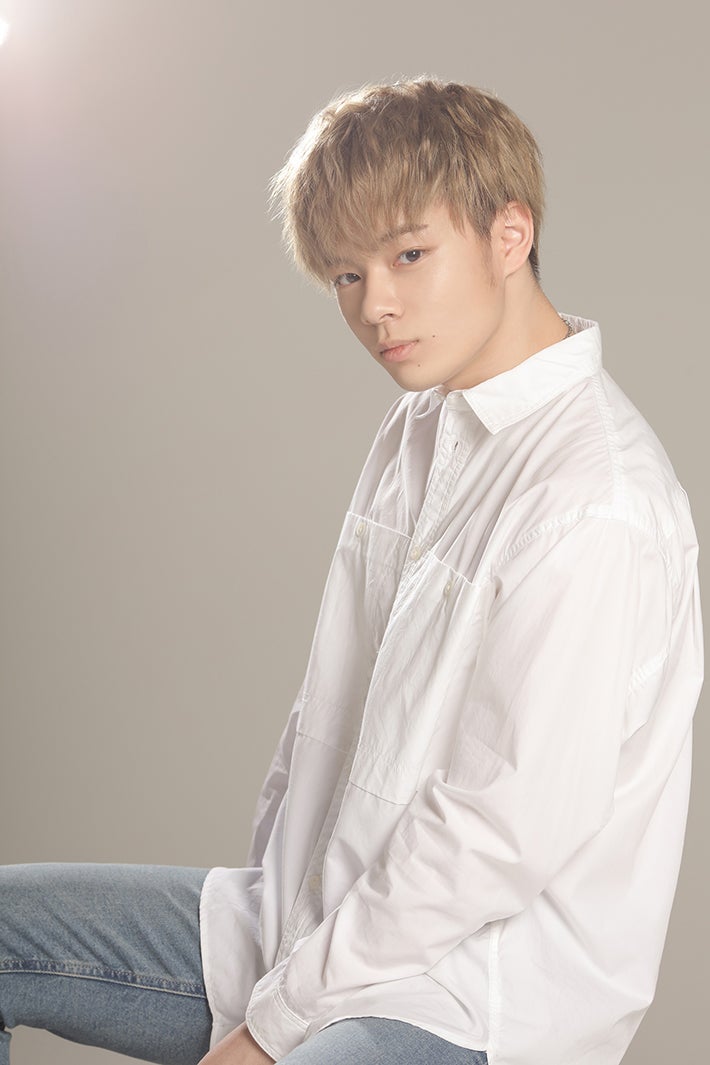 鶴房汐恩（C）LAPONE ENTERTAINMENT