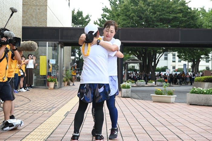 いとうあさこ&水卜麻美(C)日本テレビ