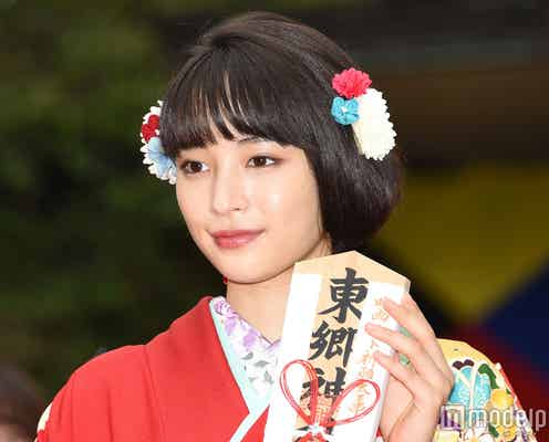 生田斗真、広瀬すずをエスコート お互い“ベタ褒め”の和装でサプライズ登場<先生!>