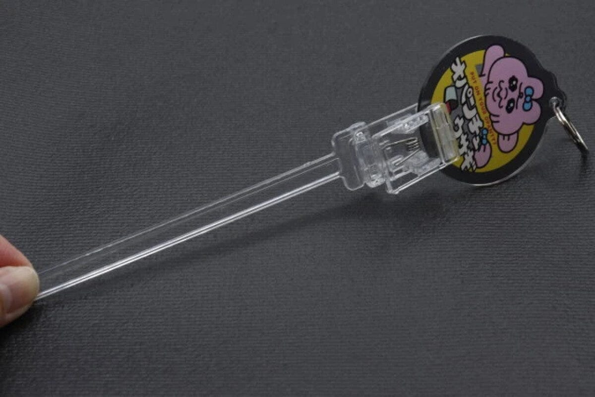自分の手を写さずにアクスタやキーホルダーを撮影したいときに便利 自分の手を写さずにアクスタやキーホルダーを撮影したいときに便利