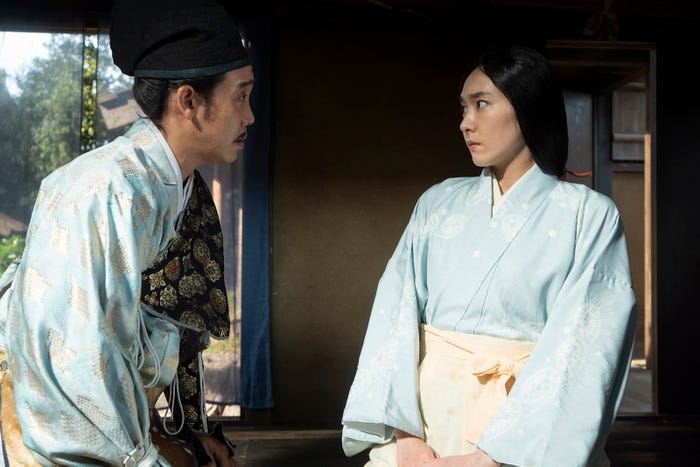 大泉洋、新垣結衣(C)NHK