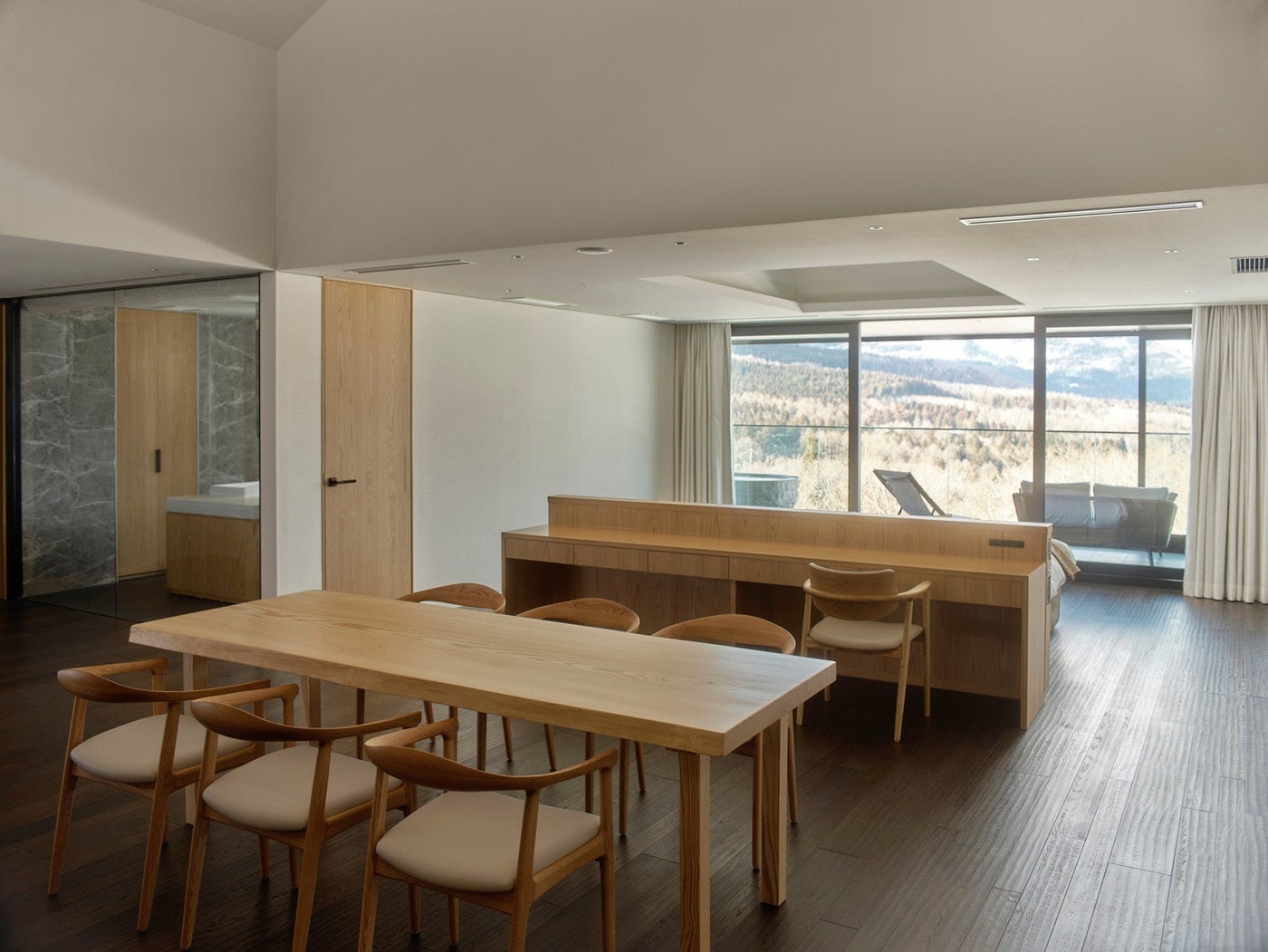 ロマ（提供写真）