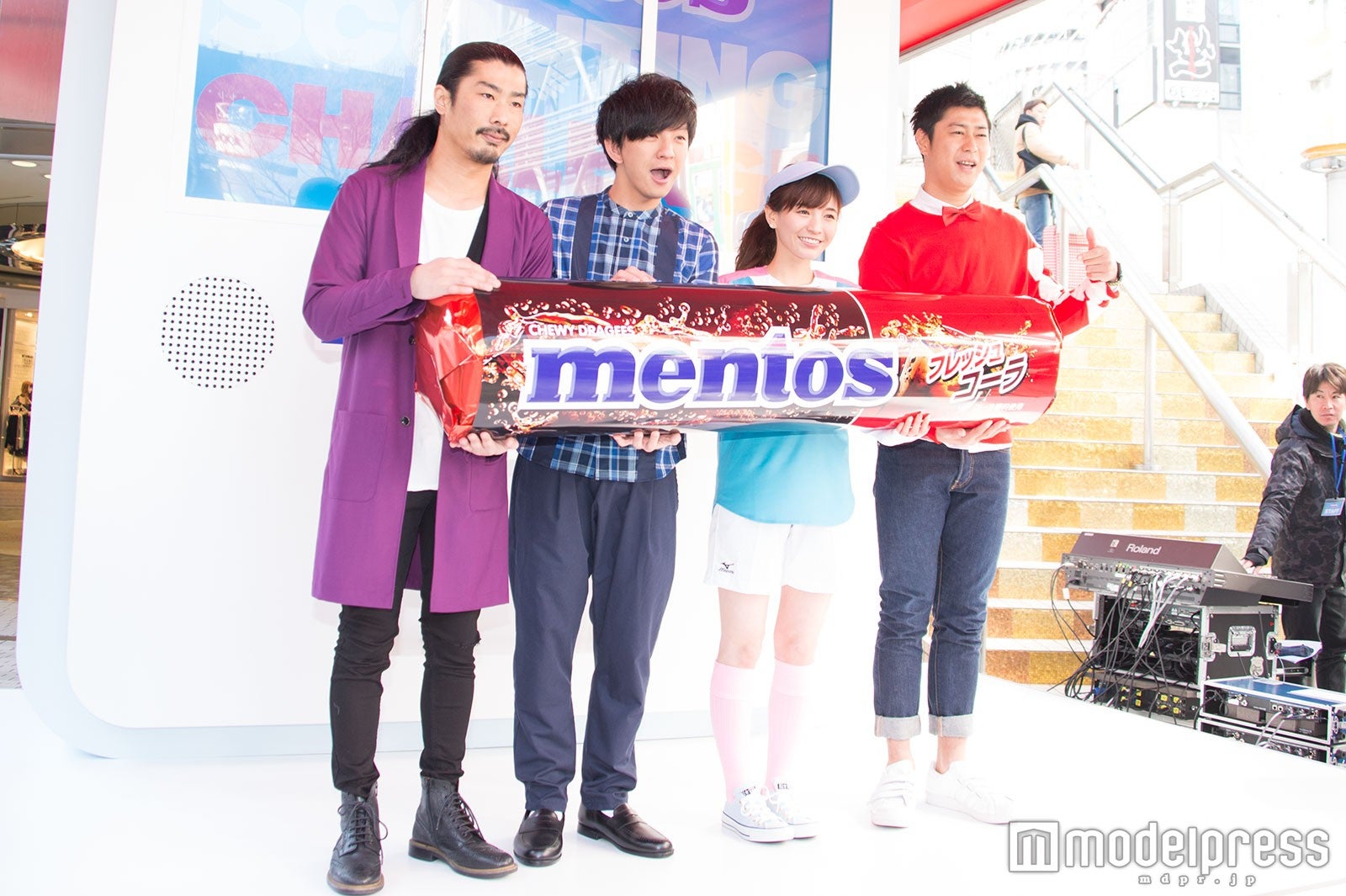 （左から）菅良太郎、向井慧、ほのか、尾形貴弘 （C）モデルプレス