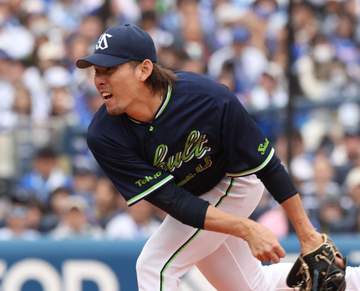 ヤクルト 先制したら20勝1敗！先発全員安打で首位キープ 初回に打者10人で一挙6得点 高梨は7回無失点で4勝目
