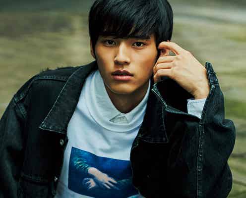 岡田健史の相反する2つのストーリーを堪能 「NYLON GUYS」表紙に登場