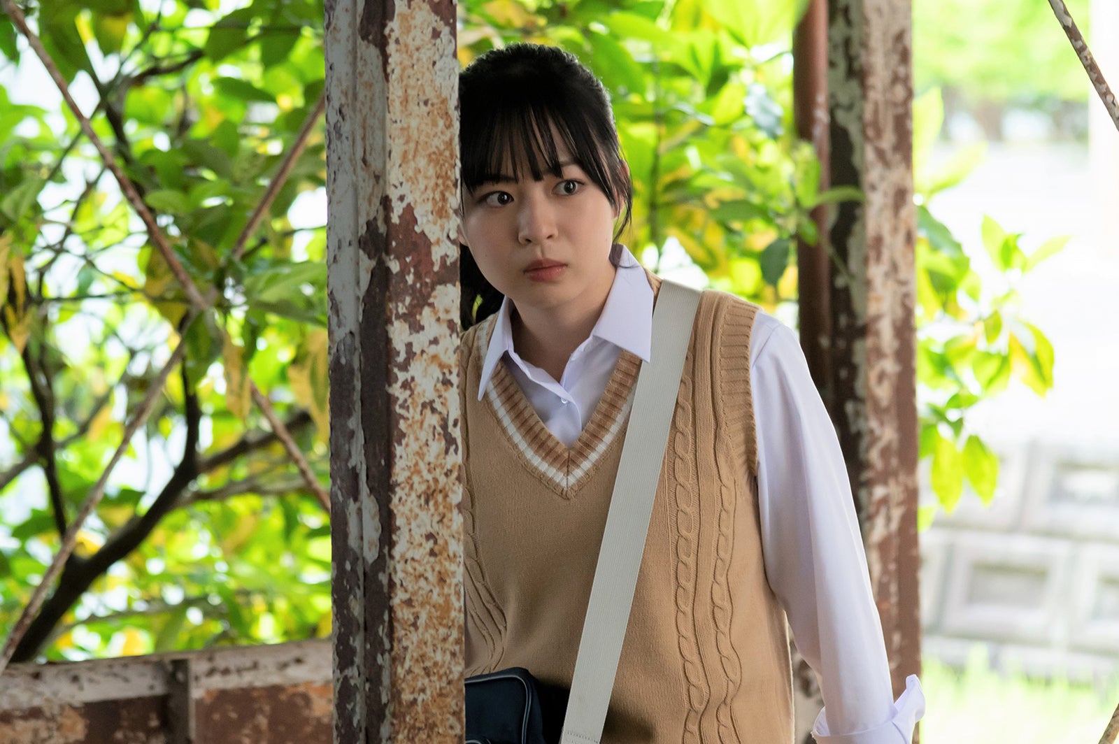 莉子（C）「教祖のムスメ」製作委員会・MBS