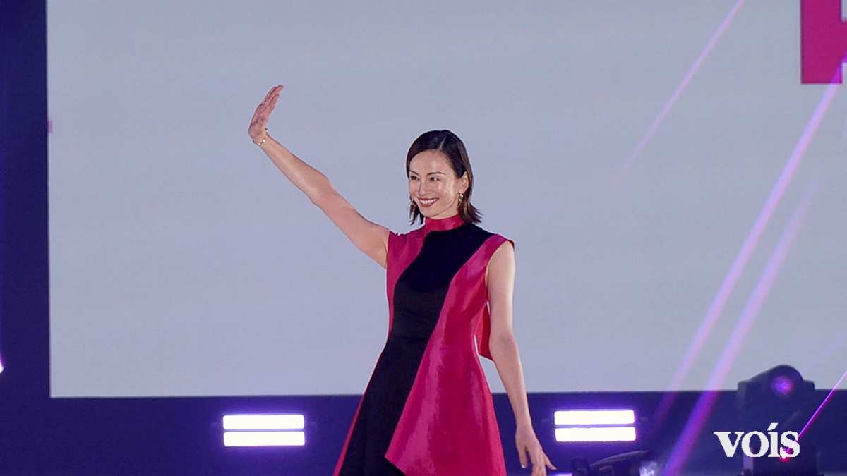 米倉涼子、サプライズ登場！２年ぶり「ガルアワ」ランウェイに「年々緊張する！」